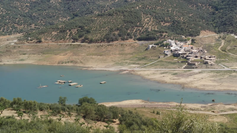 sfendili kreta Aposelemis stuwmeer op 23 12 2025